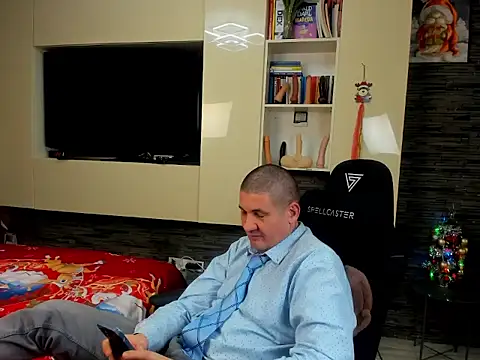 SpartacusDaddy48 online show from January 9, 2026, 11:22 pm