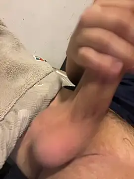 Snapshot of BrandonBlack chatting on March 10, 2026, 10:14 pm BrandonBlack online show from March 10, 2026, 10:14 pm