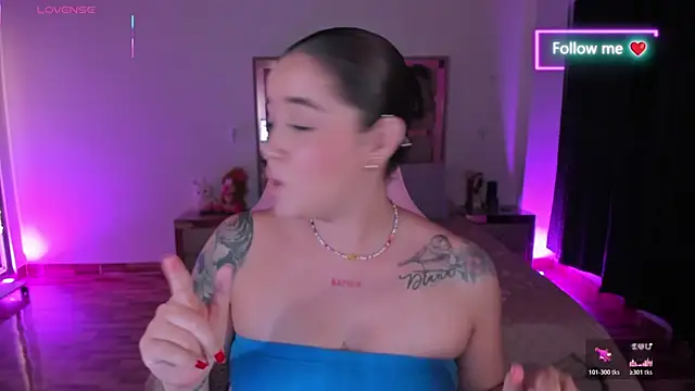 lunaarose online show from May 8, 2026, 4:05 am