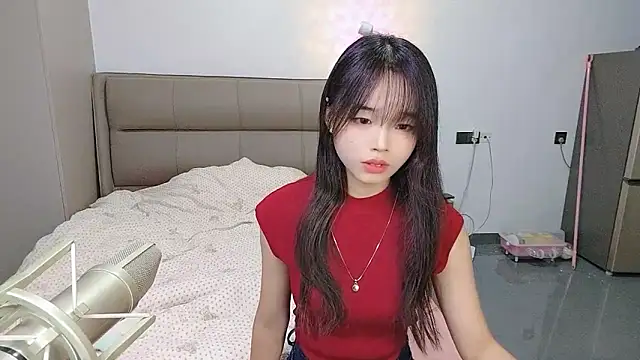 kexin a online show from September 10, 2025, 5:06 am