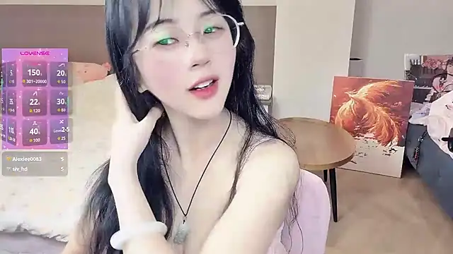 Snapshot of nini_a chatting on March 6, 2026, 11:44 pm nini a online show from March 6, 2026, 11:44 pm