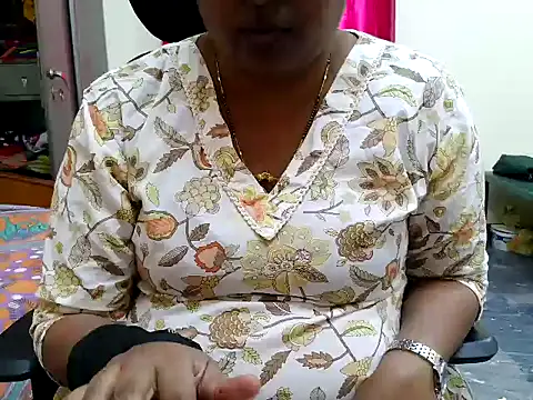 Snapshot of ammu1990 chatting on March 23, 2026, 7:41 am ammu1990 online show from March 23, 2026, 7:41 am