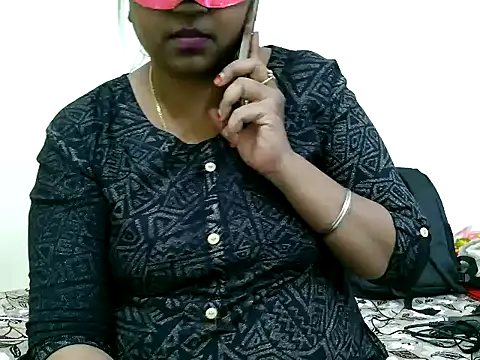 Snapshot of ammu1990 chatting on February 12, 2026, 8:14 am ammu1990 online show from February 12, 2026, 8:14 am