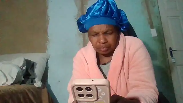 Snapshot of Nicky52 chatting on March 12, 2026, 6:56 pm Nicky52 online show from March 12, 2026, 6:56 pm