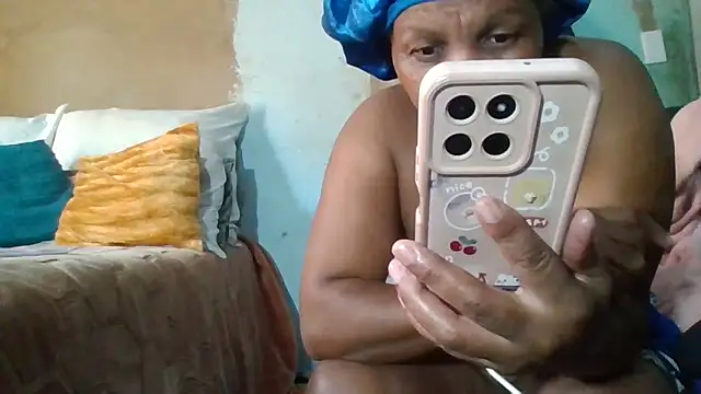 Snapshot of Nicky52 chatting on March 19, 2026, 7:52 am Nicky52 online show from March 19, 2026, 7:52 am