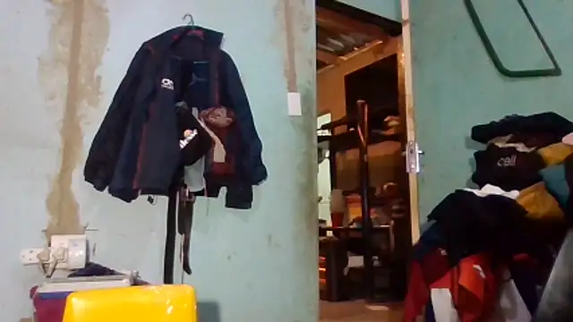 Snapshot of Nicky52 chatting on February 24, 2026, 4:13 am Nicky52 online show from February 24, 2026, 4:13 am