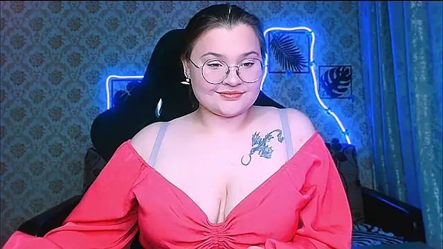 InLoveWithLife26 online show from March 17, 2026, 7:28 pm