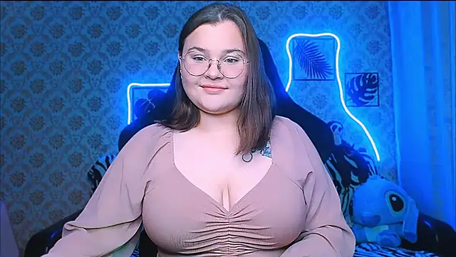 InLoveWithLife26 online show from October 7, 2025, 7:04 pm