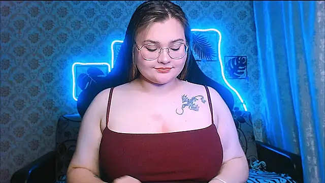 InLoveWithLife26 online show from July 25, 2026, 8:04 pm