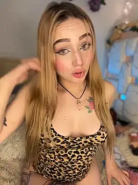 Sara Sophia420 online show from December 18, 2025, 8:19 am