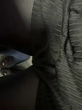 HiddenHoneyLDN online show from September 19, 2025, 7:56 am