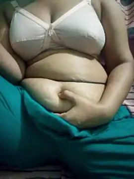 Snapshot of Maria_Mahi chatting on February 23, 2026, 5:13 pm Maria Mahi online show from February 23, 2026, 5:13 pm