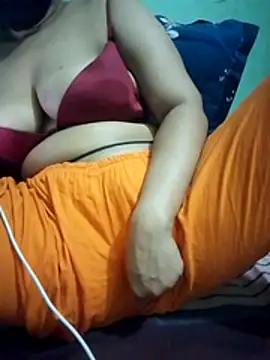 Snapshot of Maria_Mahi chatting on February 22, 2026, 8:43 pm Maria Mahi online show from February 22, 2026, 8:43 pm