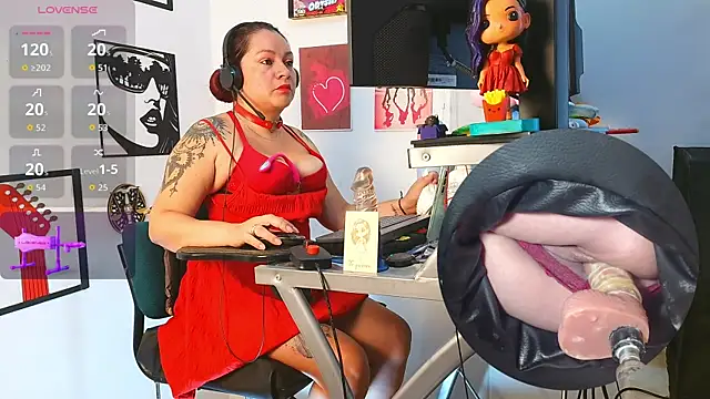 leidydi223 online show from May 8, 2026, 2:43 pm