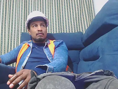 ElCaballeroNegro24 online show from September 13, 2025, 6:52 pm