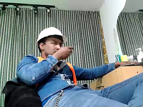 ElCaballeroNegro24 online show from September 29, 2025, 11:54 pm