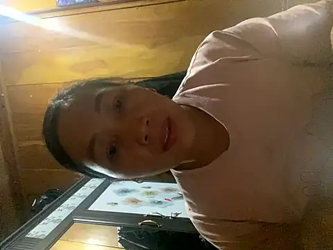 Lai005 online show from September 20, 2025, 2:33 pm