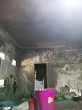 Lai005 online show from December 23, 2025, 4:45 am