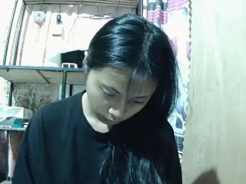 Snapshot of xxxleora_xx chatting on August 1, 2026, 3:21 pm xxxleora xx online show from August 1, 2026, 3:21 pm