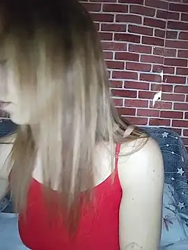 HotGinger66 online show from June 5, 2026, 12:33 pm