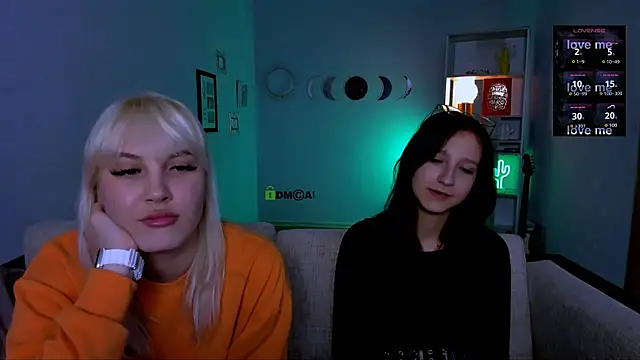 lau ra queen online show from November 21, 2025, 2:43 am