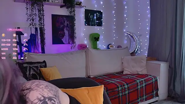 Lollyshy online show from February 1, 2026, 9:29 am