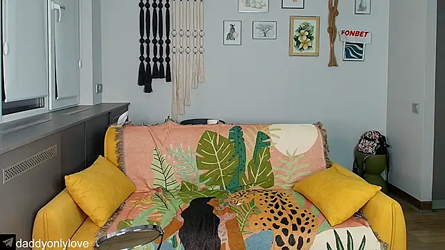 daddyonlyloveme online show from September 17, 2025, 8:11 pm