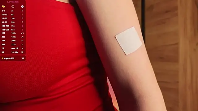 BlushinBloom online show from November 24, 2025, 6:13 am