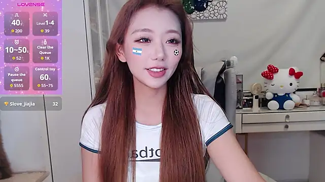 jiajia L online show from June 18, 2026, 10:31 am