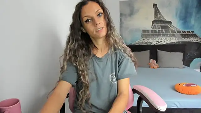 RheaEtthan online show from November 15, 2025, 11:58 am