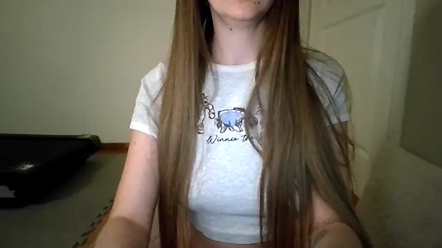 Snapshot of TaylorWest62 chatting on April 16, 2026, 11:07 pm TaylorWest62 online show from April 16, 2026, 11:07 pm