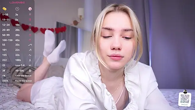 LilianBenskin online show from February 26, 2026, 6:46 am