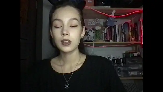 Yuna5343 online show from September 15, 2025, 10:10 pm