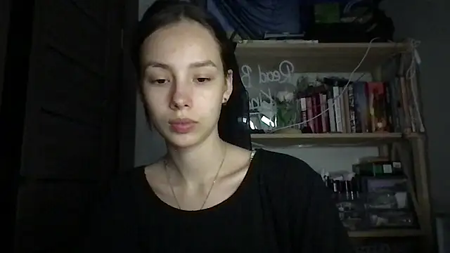 Yuna5343 online show from October 16, 2025, 8:06 pm