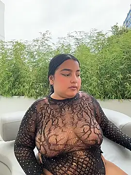 Chloe jackson25 online show from July 26, 2026, 7:43 pm
