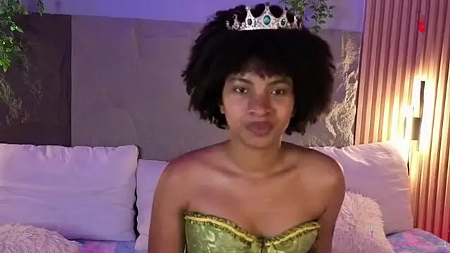 Lolalewis777 online show from January 16, 2026, 11:42 pm