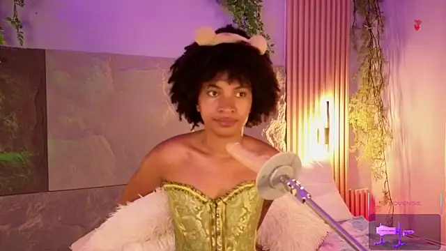 Lolalewis777 online show from January 7, 2026, 8:47 pm