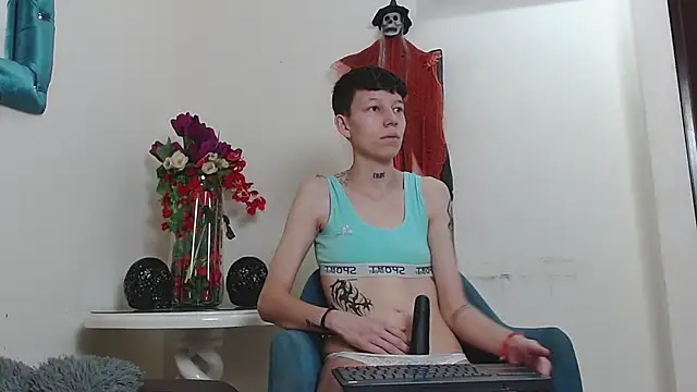 LiamBrown09 online show from October 20, 2025, 7:14 pm