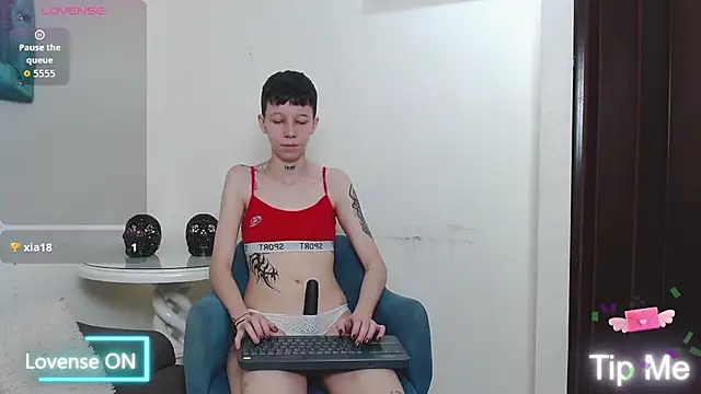 LiamBrown09 online show from October 8, 2025, 8:09 pm