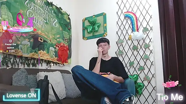 LiamBrown09 online show from March 4, 2026, 7:32 pm