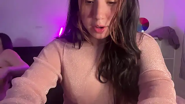 nina lovez online show from October 10, 2025, 1:28 am