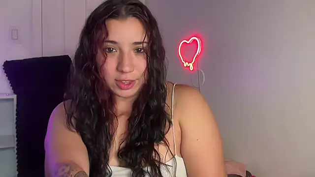 nina lovez online show from October 24, 2025, 1:15 am