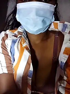 MickMicky online show from October 23, 2025, 3:43 pm