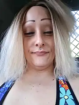 Splash Queen420 online show from April 22, 2026, 11:11 pm