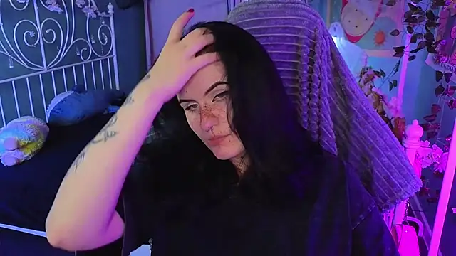 Dark Shine online show from October 28, 2025, 5:29 am