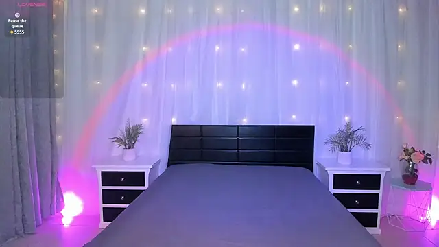 Evolet Bee online show from November 27, 2025, 1:00 pm