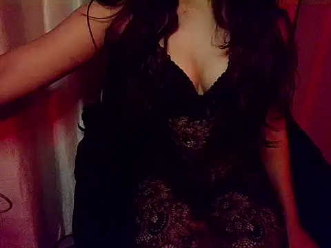 redruby xoxo online show from November 6, 2025, 6:12 pm