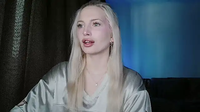 Snapshot of SpaceMarsi chatting on March 20, 2026, 3:18 am SpaceMarsi online show from March 20, 2026, 3:18 am