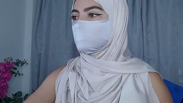 Snapshot of jade_nassar chatting on June 1, 2026, 10:20 pm jade nassar online show from June 1, 2026, 10:20 pm