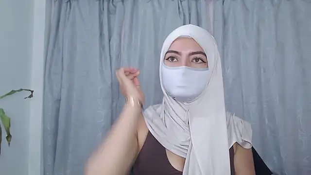 jade nassar online show from April 28, 2026, 11:53 pm